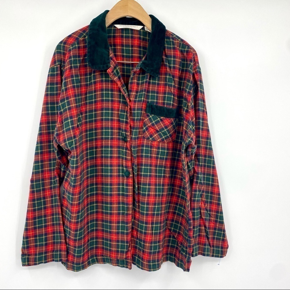 Victoria’s Secret Country plaid PJ top L